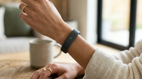 Wearable Bee da Amazon: Vale a Pena Usar o Dispositivo de IA?